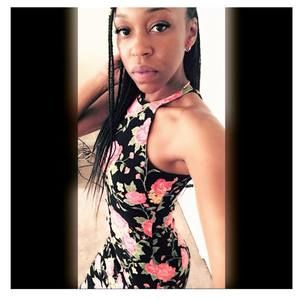 Meet your Posher, Angela